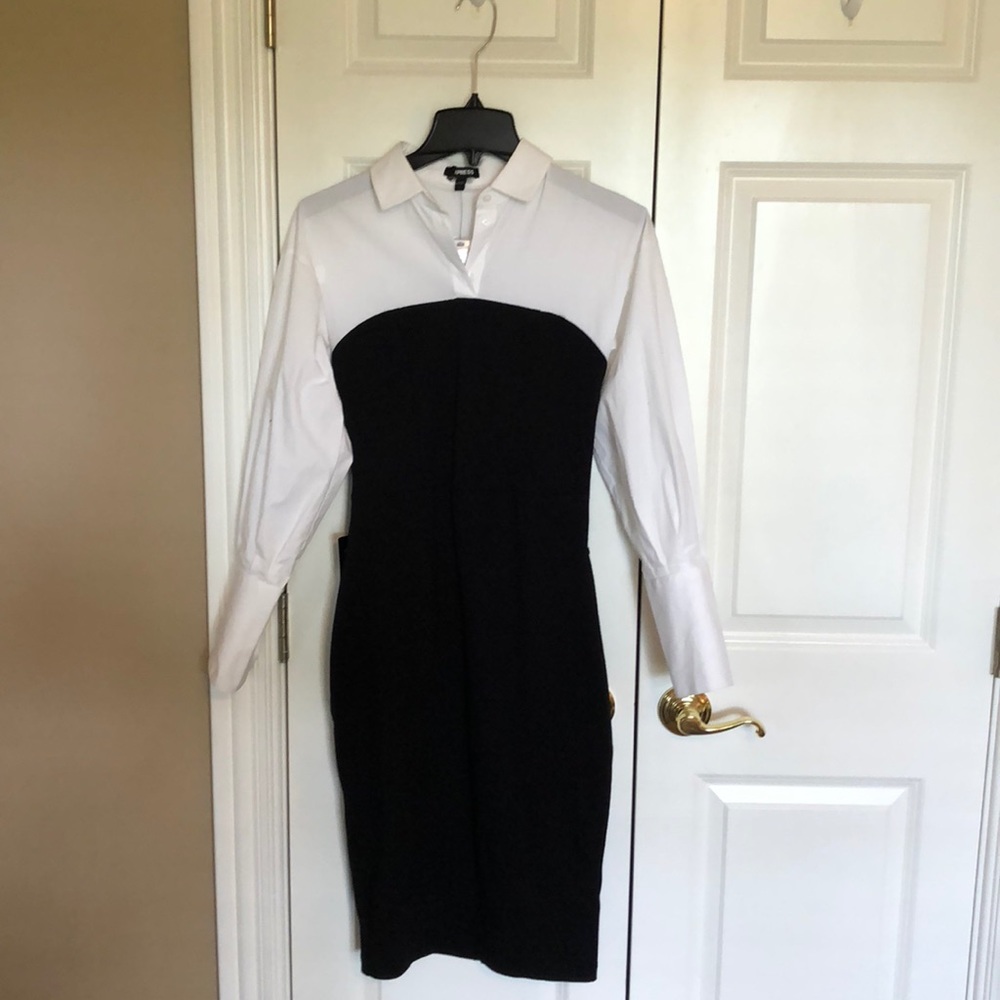 NWT ❤️ B/W collared dress with long sleeves